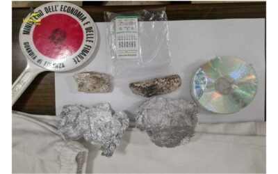 Ordina cocaina dalla Spagna e se la fa spedire con un corriere: arrestato un uomo di Potenza dalla Guardia di Finanza