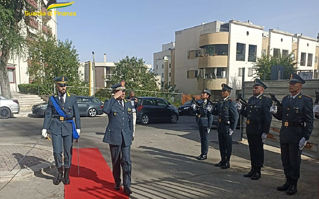 Il Comandante Regionale Basilicata Della Guardia Di Finanza, Generale ...