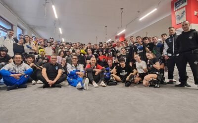 Da tutto il Sud Italia nella Dynamic Center di Matera per lo stage di Kickboxing “le Strategie del Combattimento”, evento fortemente voluto dal Maestro Biagio Tralli