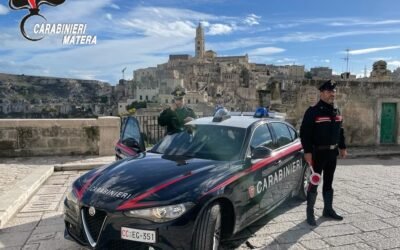 Matera: donna scippata in pieno centro, due ragazzi bloccati da un Carabiniere in borghese