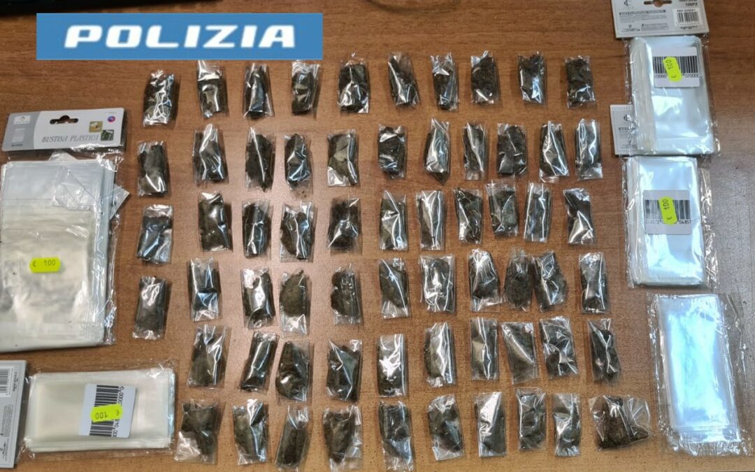 Matera, 44enne arrestato per droga dalla Polizia di Stato all’interno del parco Giovanni Paolo II