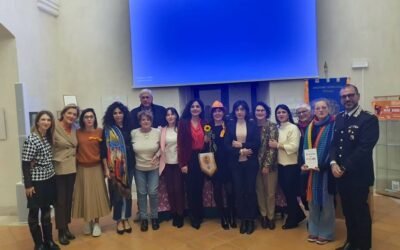La dottoressa Anfossi, autrice del saggio “Emozioni a colori”: “Dobbiamo tornare a guardare l’alba e il tramonto con gli occhi della meraviglia prima che con gli occhi del giudizio”