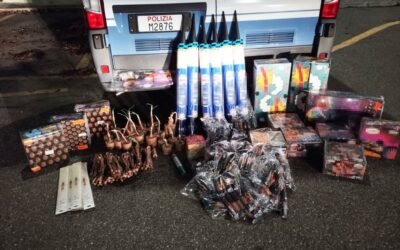 Matera, arrestate dalla Polizia due persone per detenzione illegale di materiale esplosivo. Sequestrati circa 40 chili di “botti illegali”. Sequestrata una pistola clandestina e 8 munizioni