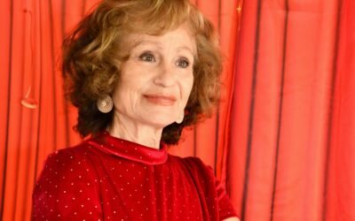 “Abyssum” di Annamaria Farricelli: “La poesia è vita”