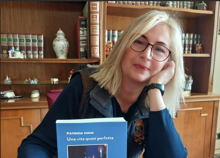“Una vita quasi perfetta”, il nuovo romanzo di Patrizia Ciava: dove finisce la scienza, inizia la coscienza
