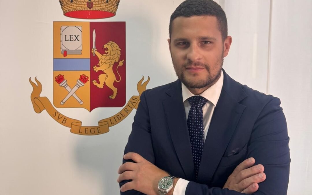 A Matera tre nuovi Funzionari della Polizia di Stato. Il Commissario Capo Carmine Placino ha assunto l’incarico di Dirigente della Squadra Mobile di Matera