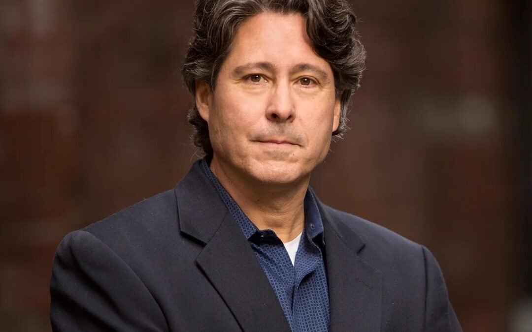 Arriva “L’ottava sorella”, una nuova serie thriller di spionaggio, agenti segreti e tradimenti di Robert Dugoni