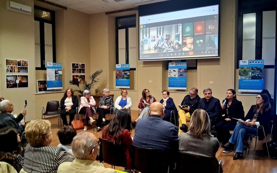 A Colobraro una serata sull’emigrazione. Presentato il libro collettivo che racchiude le storie di quanti, per scelta ma soprattutto per necessità, hanno lasciato il borgo lucano per ridisegnare il proprio destino