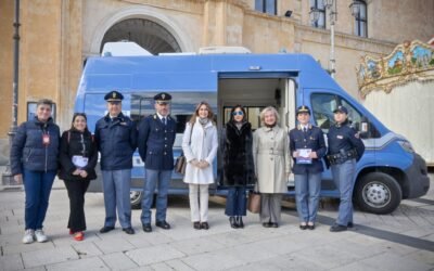Giornata internazionale contro la violenza sulle donne, la Polizia di Stato scende in piazza