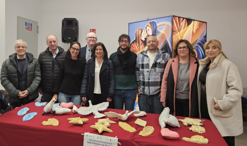 Laboratori di cartapesta all’interno della Fabbrica del Carro rivolti ad Associazioni impegnate nel campo della disabilità: un percorso artistico e formativo di grande valore umano