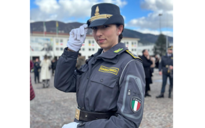Il sindaco di Matera Nicoletti si congratula con Alice Rondinone, nuovo Maresciallo della Guardia di Finanza