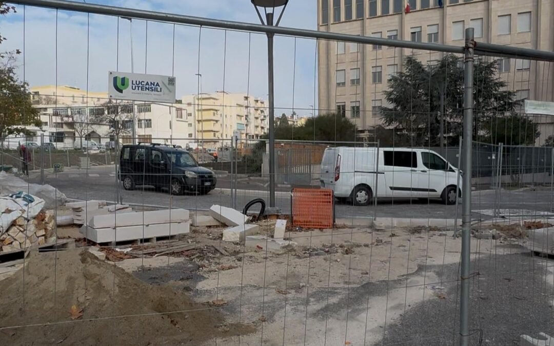 Prosegue il completamento del Parco Intergenerazionale. Variazioni alla viabilità e al trasporto pubblico locale in Piazza Matteotti