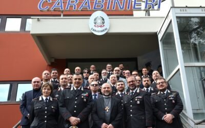 Mons. Benoni Ambarus, Arcivescovo di Matera – Irsina e Vescovo di Tricarico, in visita presso la Caserma Medaglia d’Oro al Valor Militare “Magg. Rocco Lazazzera”, sede del Comando Provinciale Carabinieri della città dei Sassi