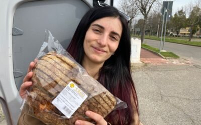 Il grande cuore di Anna per gli anziani in difficoltà economiche