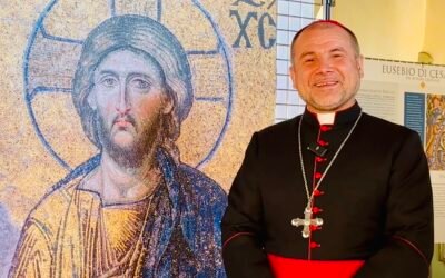 Videomessaggio per la Pasqua di Mons. Benoni Ambarus: “Tanto  attorno a noi parla di sconfitta, fallimento e dolore, ma la risurrezione del Cristo ci annuncia un’altra vita, un’altra verità”