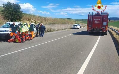 Incidente stradale sulla SP 3, un ferito grave tra le sette persone coinvolte. Intervento dei Vigili del Fuoco di Matera
