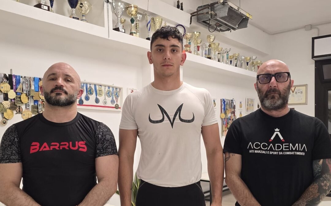 Mma: l’Accademia delle Arti Marziali e Sport da Combattimento torna in gabbia, Simone Luigi accetta la sfida nella gabbia del PalaFiom