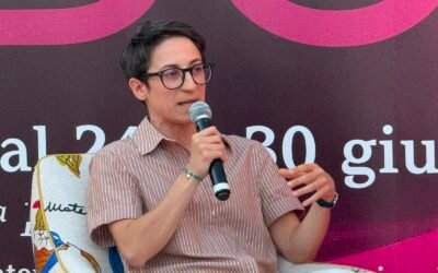 Ridimensionare i falsi miti sull’alimentazione per ritrovare un rapporto sano con il cibo: dal palco di “Storia di Donne” i consigli della dottoressa Federica Caiella, biologa nutrizionista