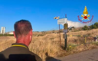 Distrutti circa 450 ettari di vegetazione nel vasto incendio divampato all’interno del Parco della Murgia Materana. Vigili del Fuoco impegnati nelle operazioni di spegnimento e bonifica