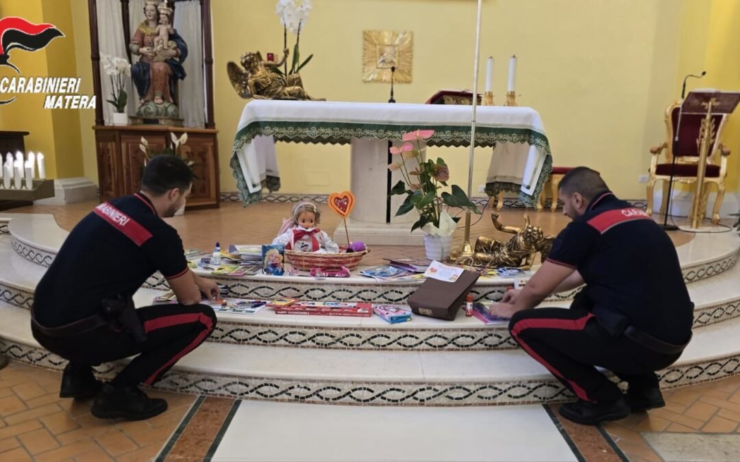 A Garaguso Carabinieri e Diocesi uniti per la scuola. Donato materiale didattico alle famiglie